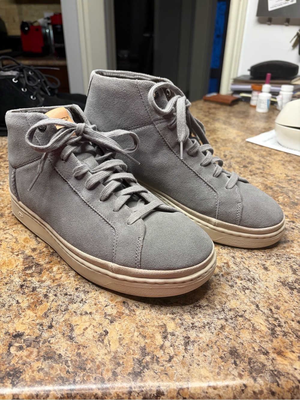 UGG Mens, Lowmel, Gray Suede Lace-Up Sneaker with Logo Tag Size 9